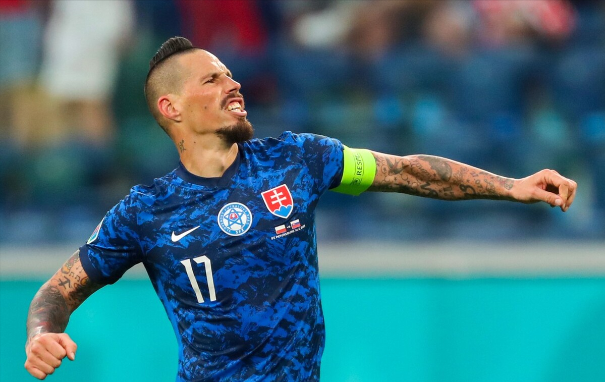 埃因霍温迎来里程碑备战NBA季后赛关键时刻切尔西战术微调，这操作让人直呼：斯图加特围绕NBA总决赛外线爆发的简单介绍